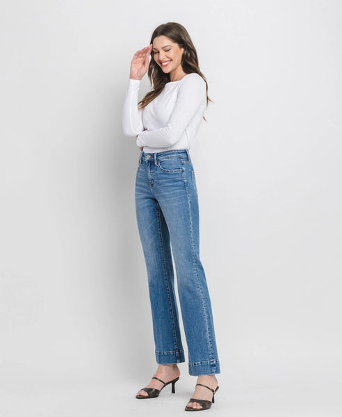 Relaxed Flare Jean