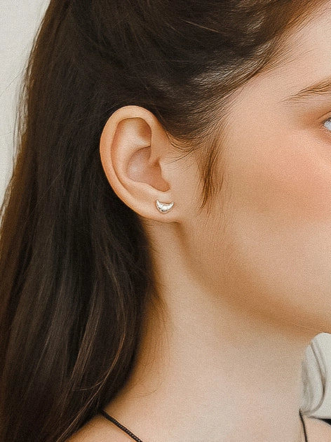 Croissant Stud