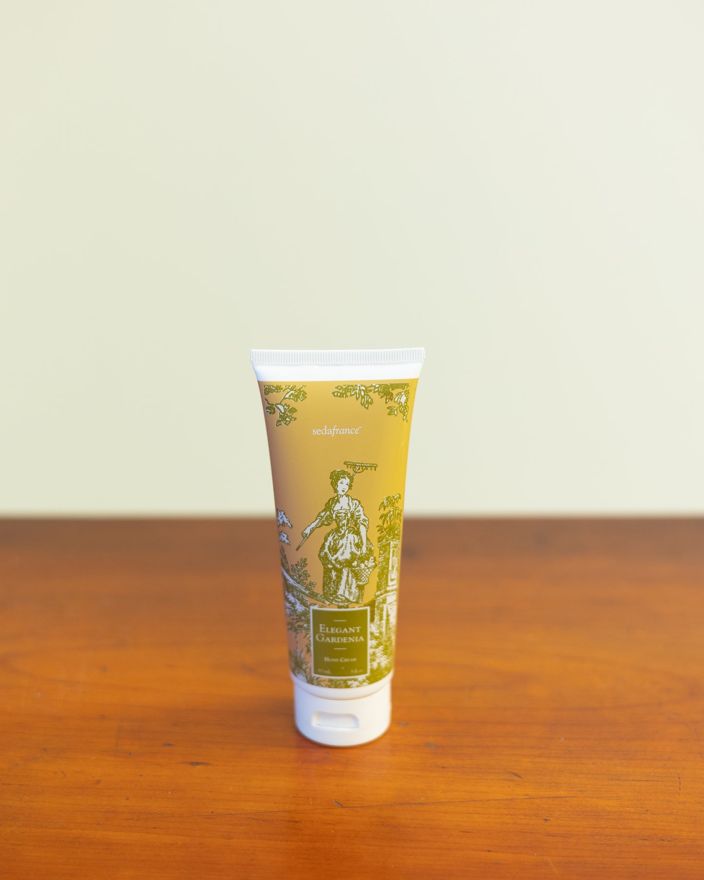Elegant Gardenia Classic Toile Hand Cream