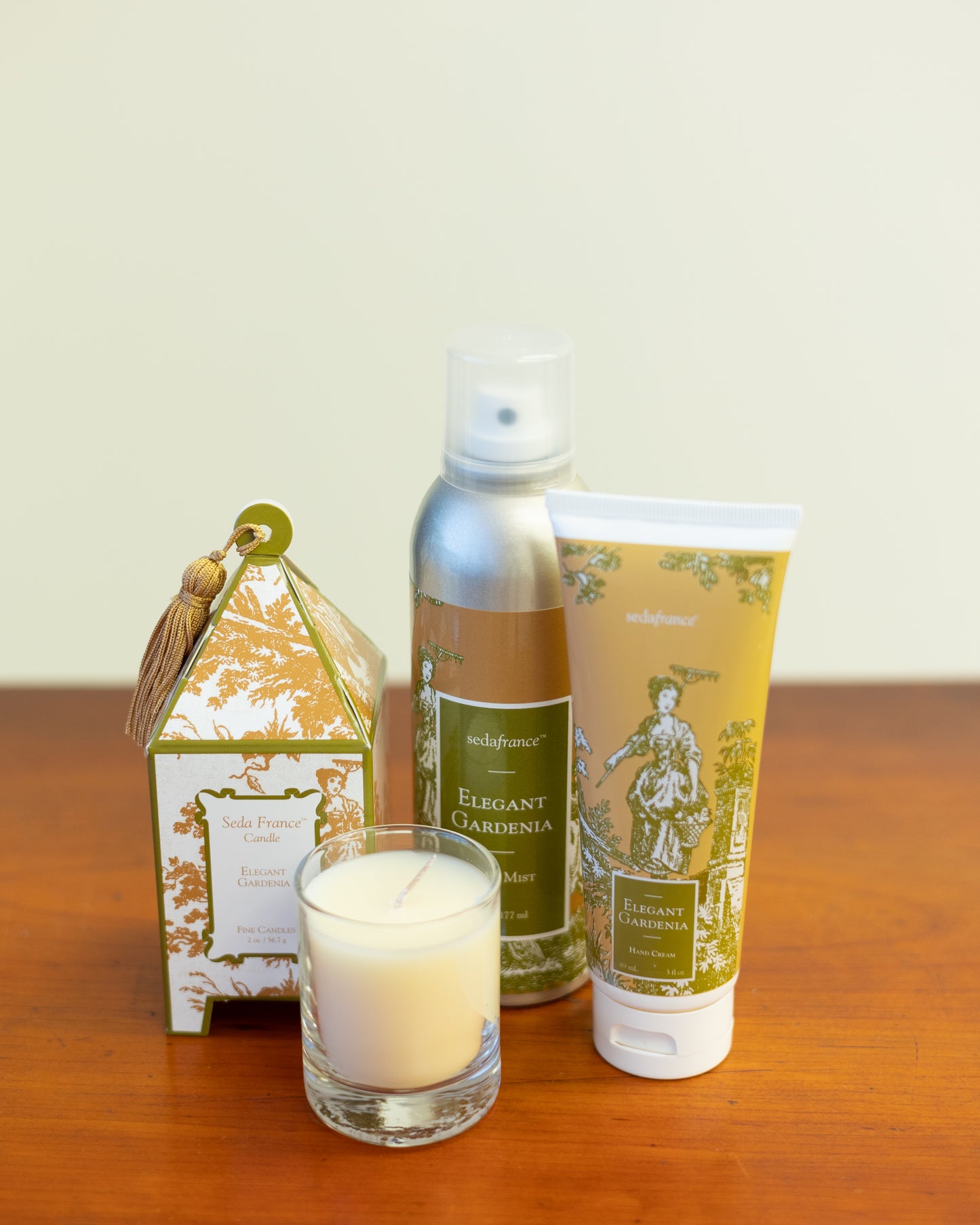 Elegant Gardenia Toile Mini Candle