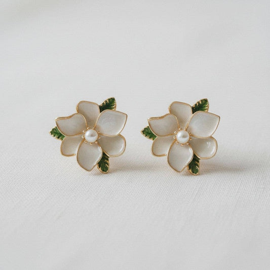 Magnolia Studs