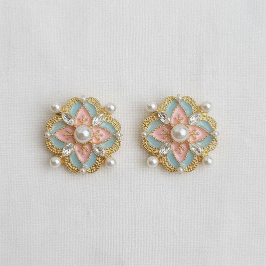Vintage Palace Style Pearl Stud Earrings