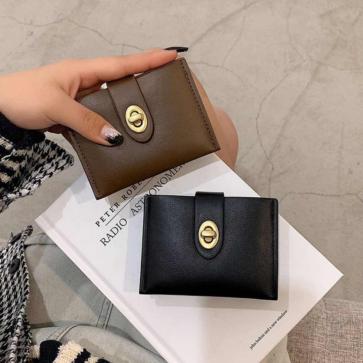 RETRO SHORT WALLET