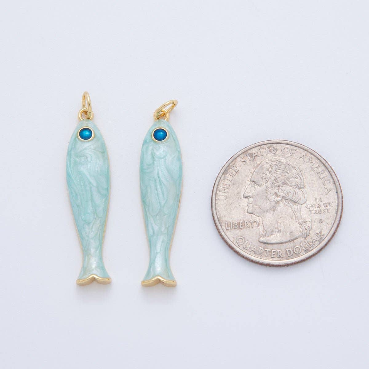 White Necklace & Sardine Charm